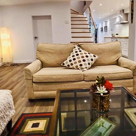 Cosy Apartment At Bossuet Road Montreal Luaran gambar